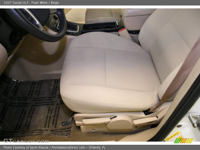 Pearl White / Beige 2007 Suzuki XL7