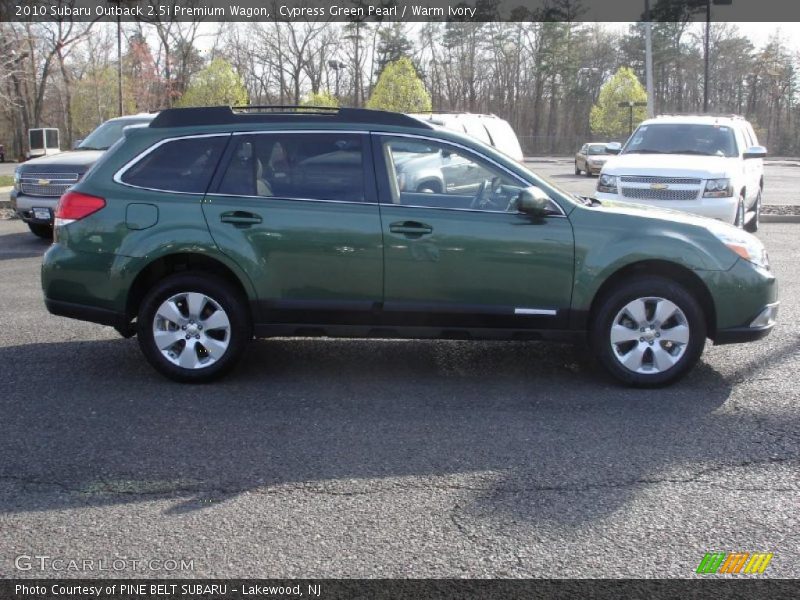 Cypress Green Pearl / Warm Ivory 2010 Subaru Outback 2.5i Premium Wagon