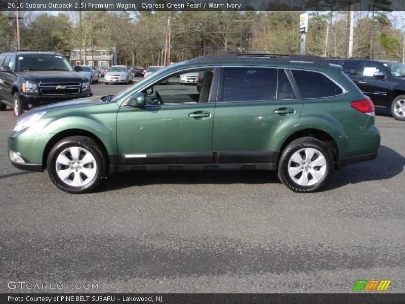 Cypress Green Pearl / Warm Ivory 2010 Subaru Outback 2.5i Premium Wagon