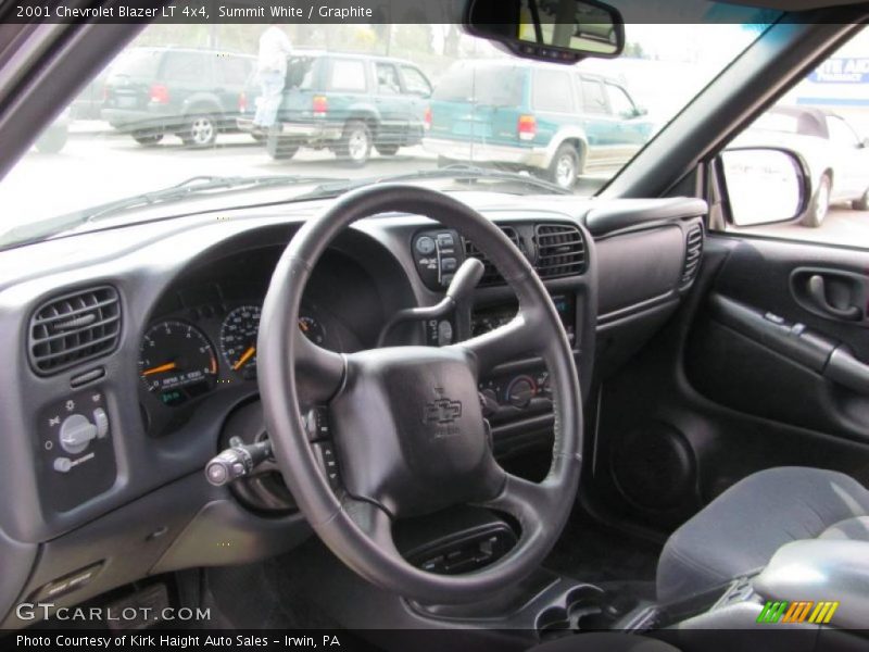 Summit White / Graphite 2001 Chevrolet Blazer LT 4x4