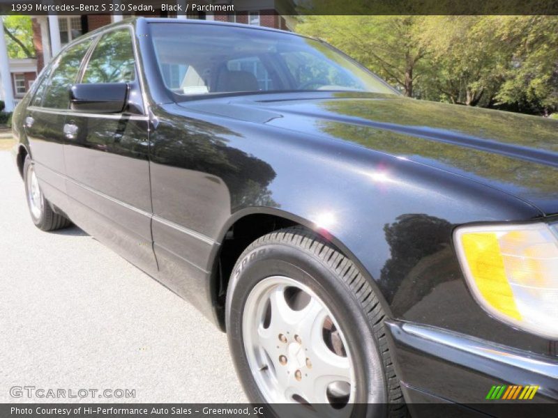 Black / Parchment 1999 Mercedes-Benz S 320 Sedan