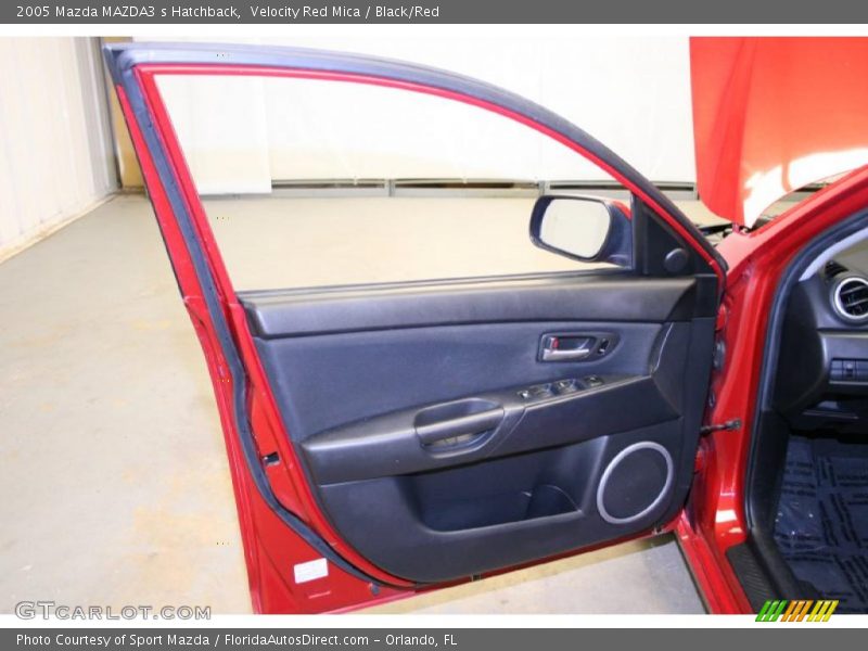 Velocity Red Mica / Black/Red 2005 Mazda MAZDA3 s Hatchback