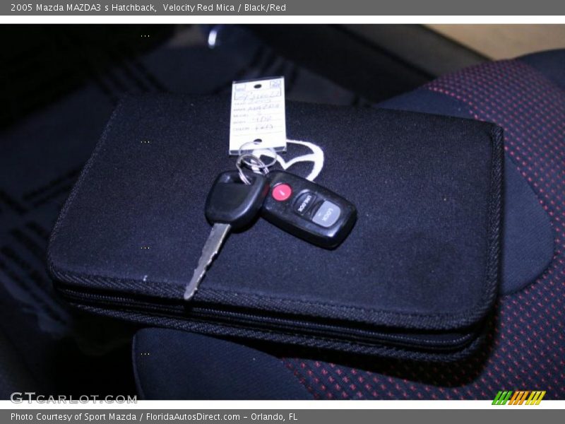 Velocity Red Mica / Black/Red 2005 Mazda MAZDA3 s Hatchback
