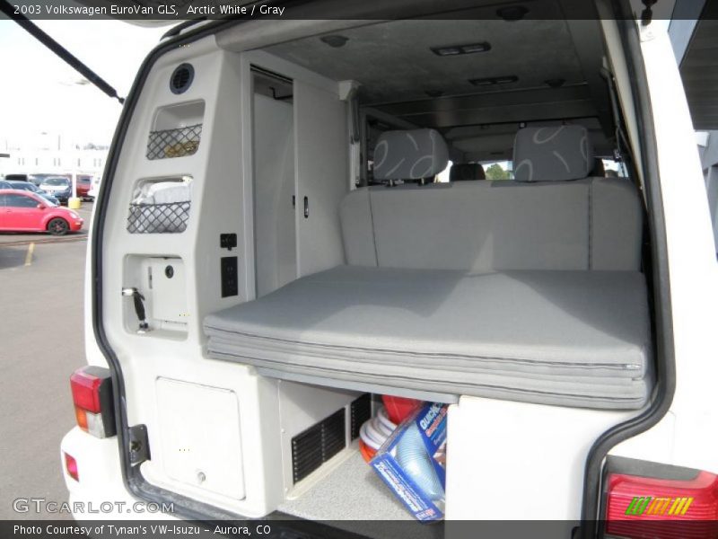 Arctic White / Gray 2003 Volkswagen EuroVan GLS