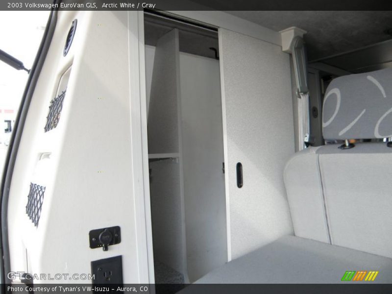 Arctic White / Gray 2003 Volkswagen EuroVan GLS