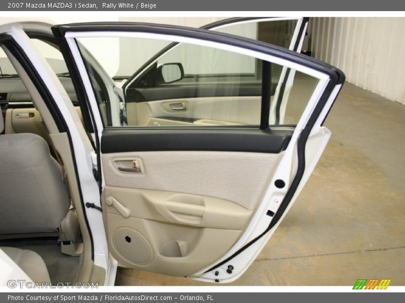 Rally White / Beige 2007 Mazda MAZDA3 i Sedan