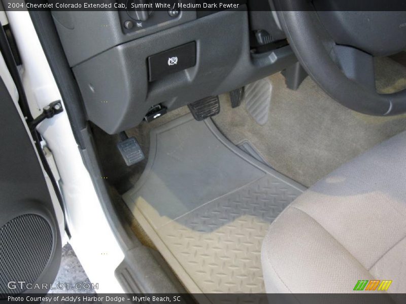 Summit White / Medium Dark Pewter 2004 Chevrolet Colorado Extended Cab