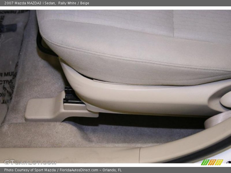 Rally White / Beige 2007 Mazda MAZDA3 i Sedan