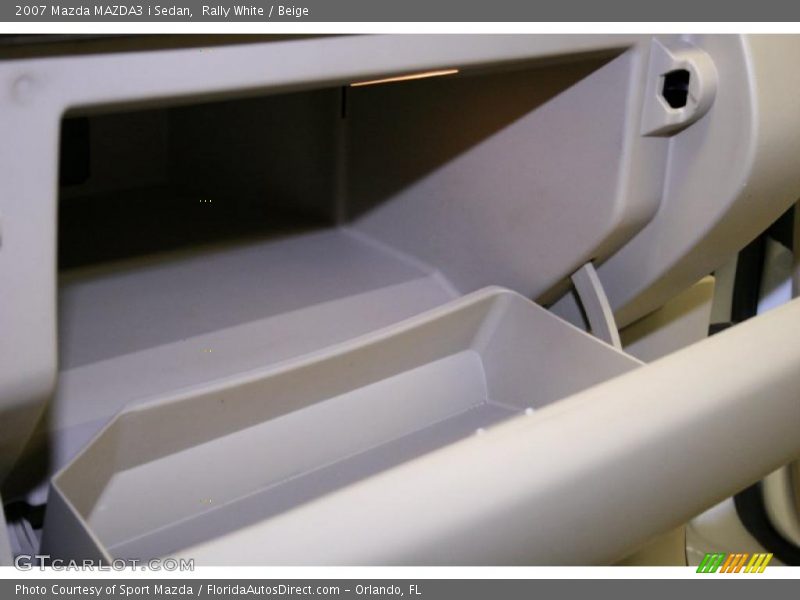 Rally White / Beige 2007 Mazda MAZDA3 i Sedan