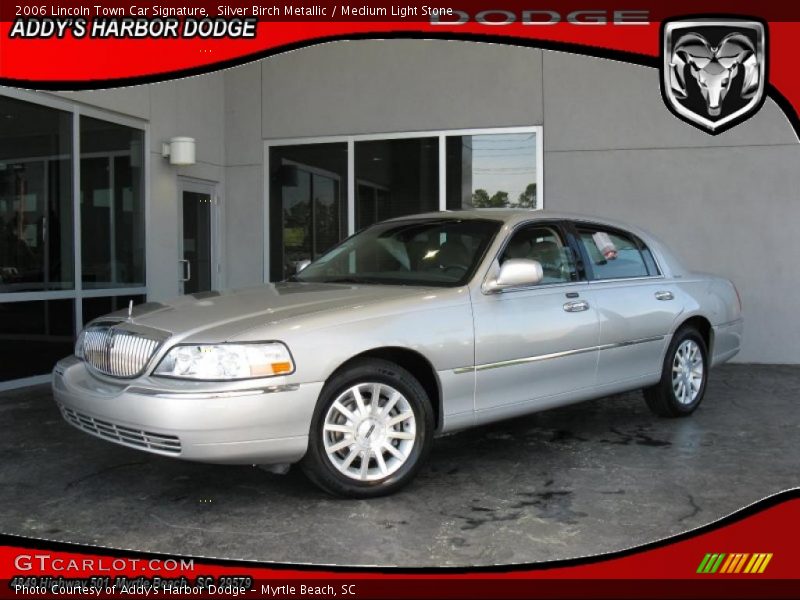 Silver Birch Metallic / Medium Light Stone 2006 Lincoln Town Car Signature