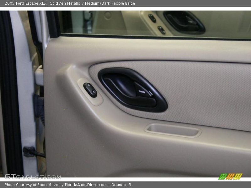 Gold Ash Metallic / Medium/Dark Pebble Beige 2005 Ford Escape XLS