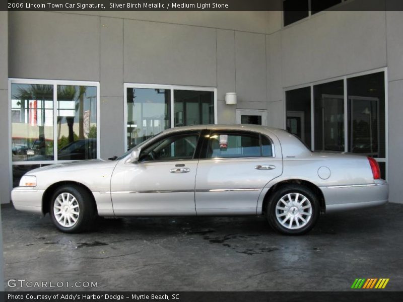 Silver Birch Metallic / Medium Light Stone 2006 Lincoln Town Car Signature