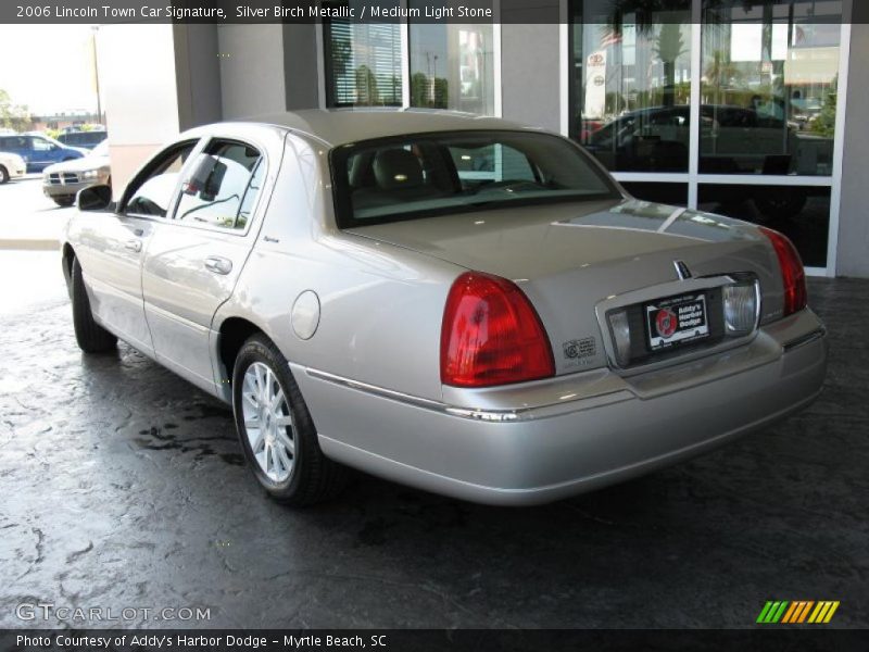 Silver Birch Metallic / Medium Light Stone 2006 Lincoln Town Car Signature