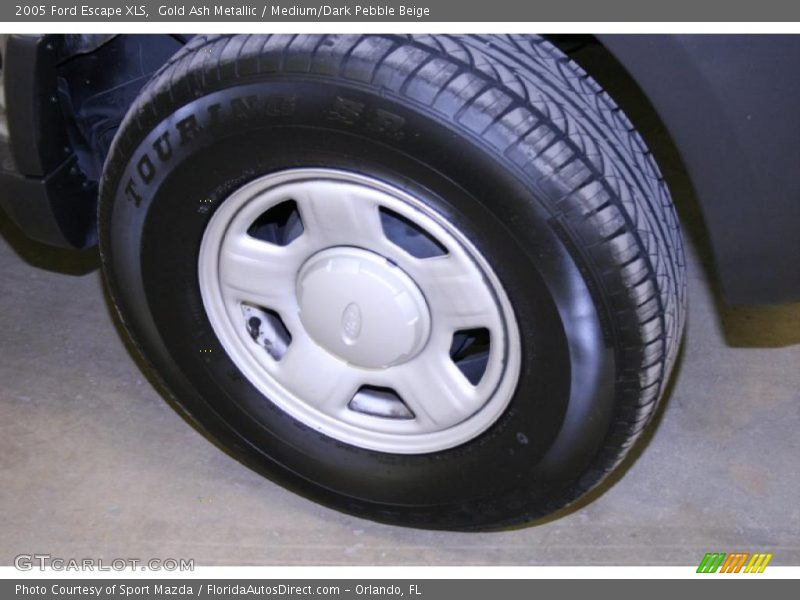 Gold Ash Metallic / Medium/Dark Pebble Beige 2005 Ford Escape XLS