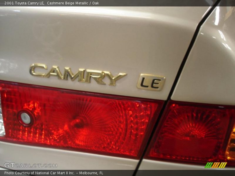 Cashmere Beige Metallic / Oak 2001 Toyota Camry LE
