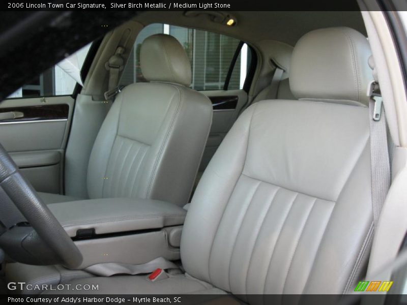 Silver Birch Metallic / Medium Light Stone 2006 Lincoln Town Car Signature