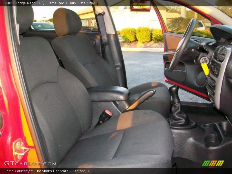 Flame Red / Dark Slate Gray 2005 Dodge Neon SXT