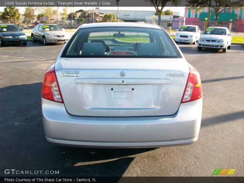 Titanuim Silver Metallic / Grey 2006 Suzuki Forenza Sedan