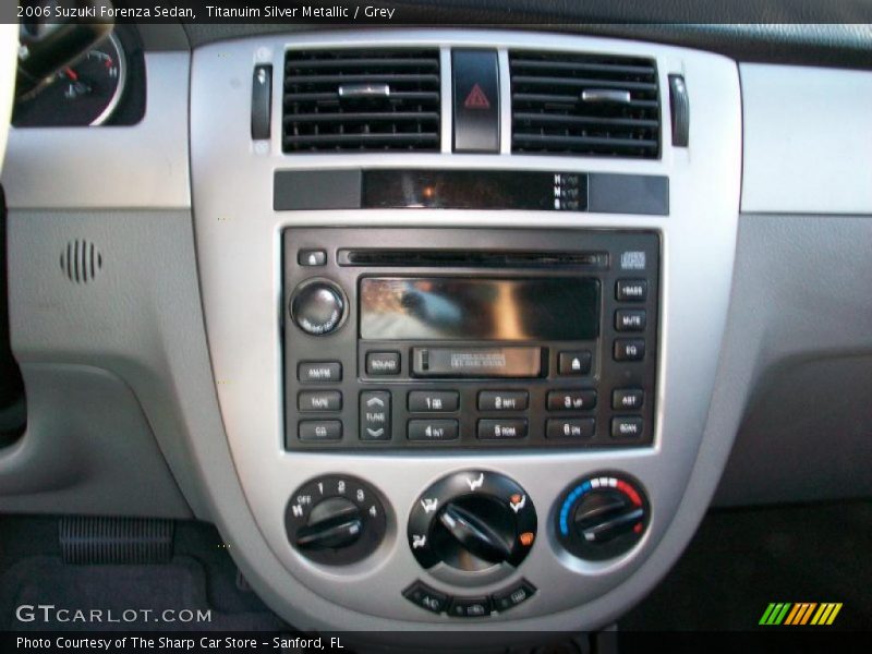 Titanuim Silver Metallic / Grey 2006 Suzuki Forenza Sedan