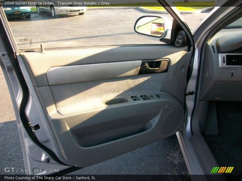 Titanuim Silver Metallic / Grey 2006 Suzuki Forenza Sedan