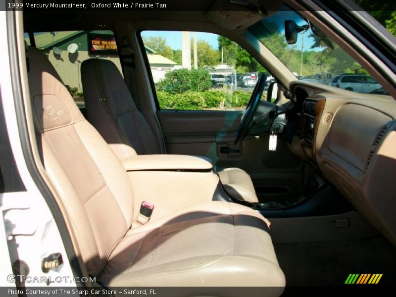 Oxford White / Prairie Tan 1999 Mercury Mountaineer