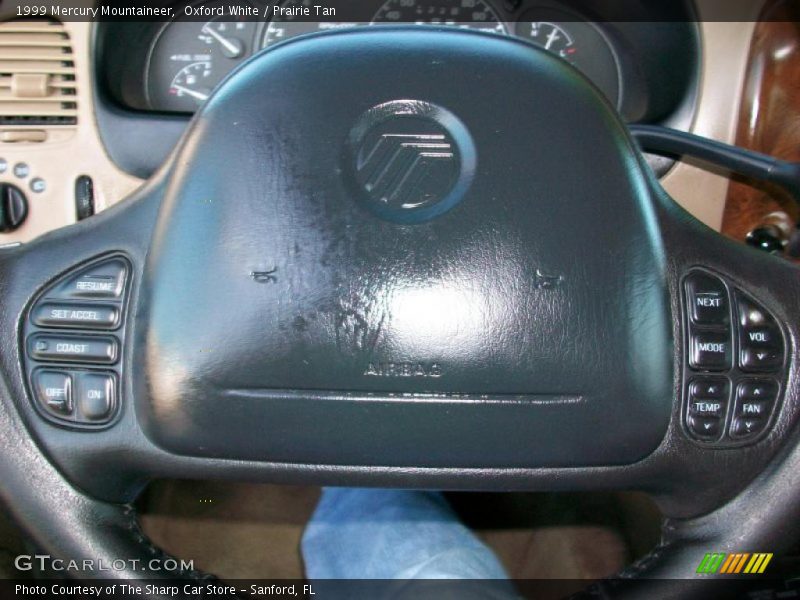 Oxford White / Prairie Tan 1999 Mercury Mountaineer