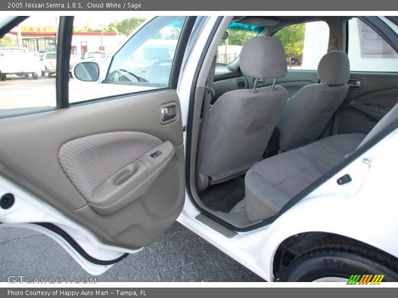 Cloud White / Sage 2005 Nissan Sentra 1.8 S