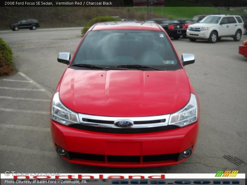 Vermillion Red / Charcoal Black 2008 Ford Focus SE Sedan
