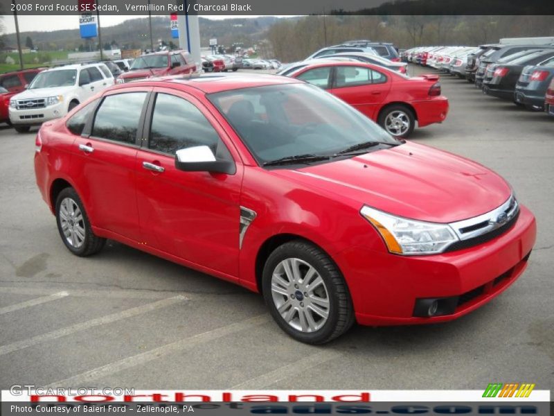 Vermillion Red / Charcoal Black 2008 Ford Focus SE Sedan