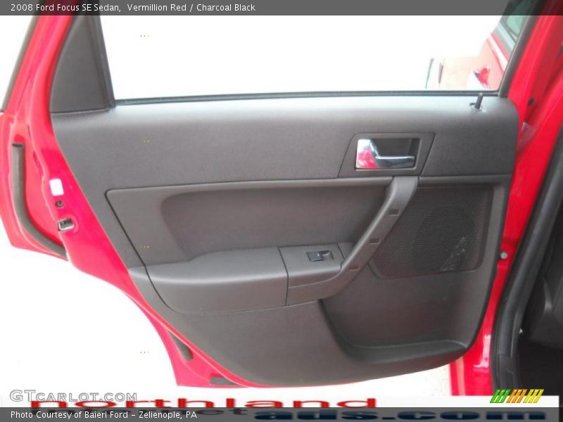 Vermillion Red / Charcoal Black 2008 Ford Focus SE Sedan