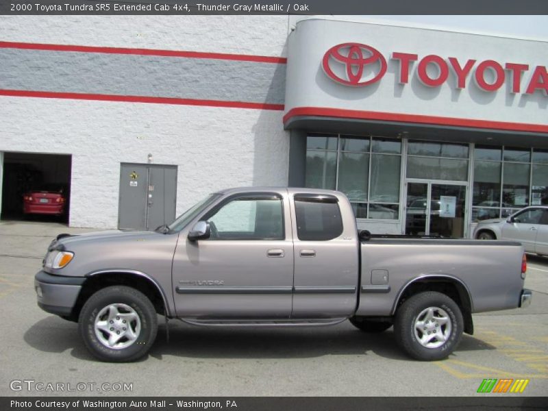 Thunder Gray Metallic / Oak 2000 Toyota Tundra SR5 Extended Cab 4x4