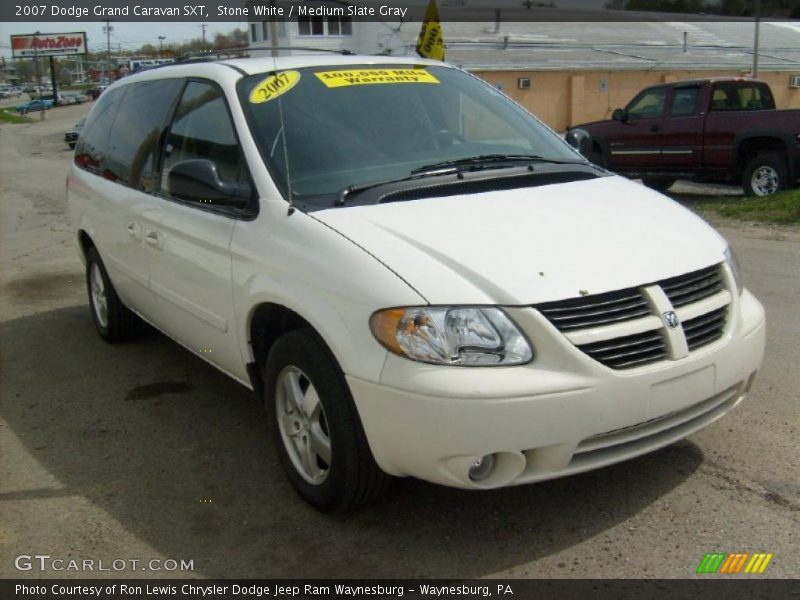 Stone White / Medium Slate Gray 2007 Dodge Grand Caravan SXT