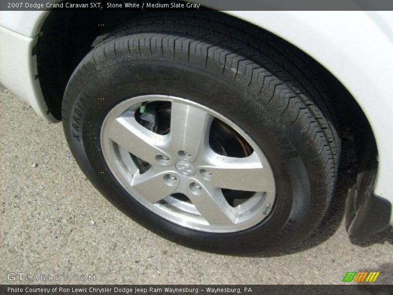 Stone White / Medium Slate Gray 2007 Dodge Grand Caravan SXT