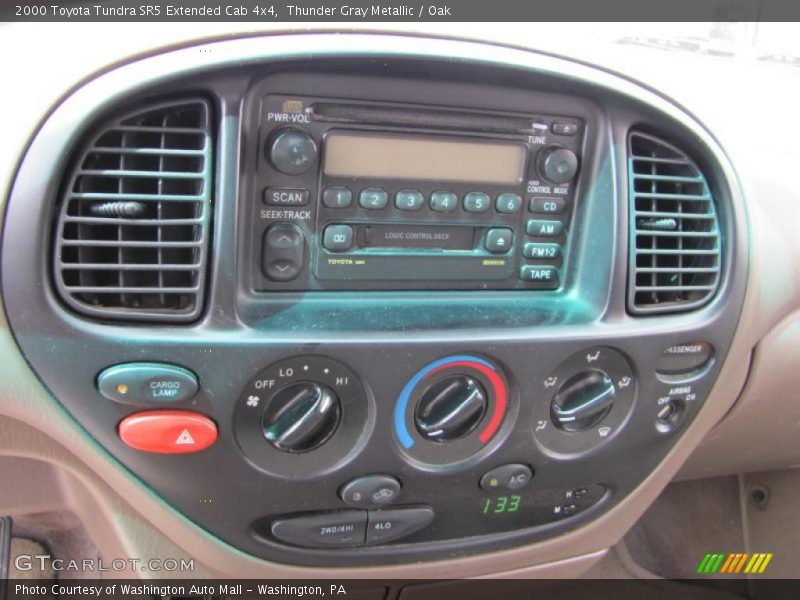 Thunder Gray Metallic / Oak 2000 Toyota Tundra SR5 Extended Cab 4x4