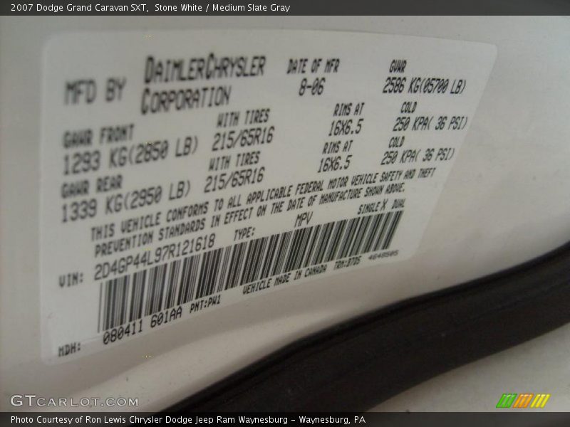 Stone White / Medium Slate Gray 2007 Dodge Grand Caravan SXT