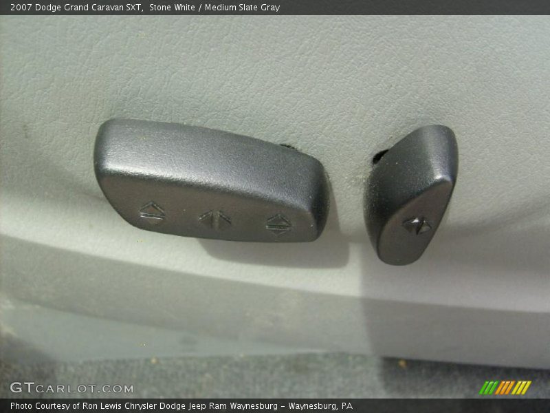 Stone White / Medium Slate Gray 2007 Dodge Grand Caravan SXT