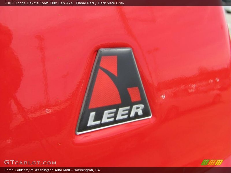 Flame Red / Dark Slate Gray 2002 Dodge Dakota Sport Club Cab 4x4