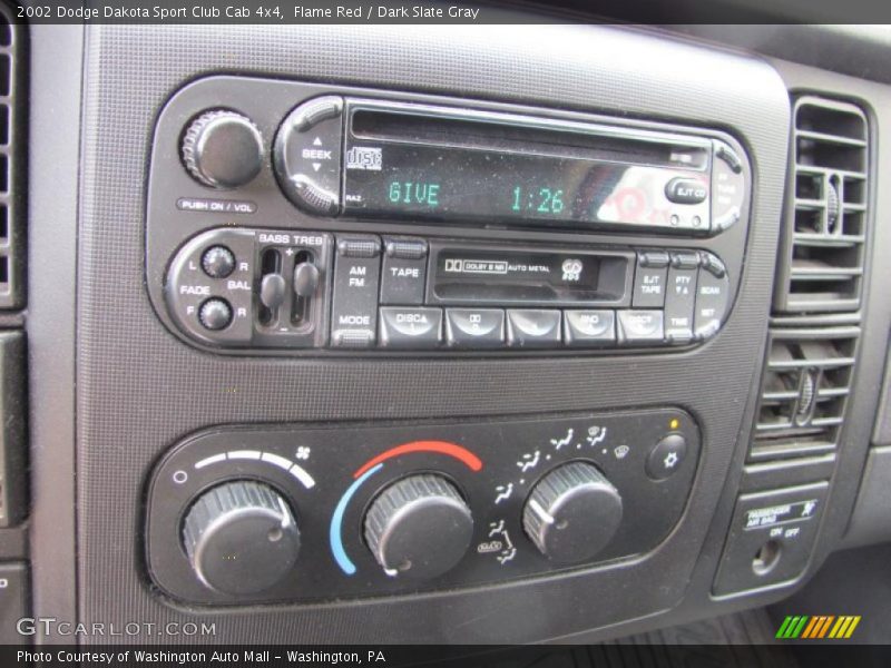 Flame Red / Dark Slate Gray 2002 Dodge Dakota Sport Club Cab 4x4