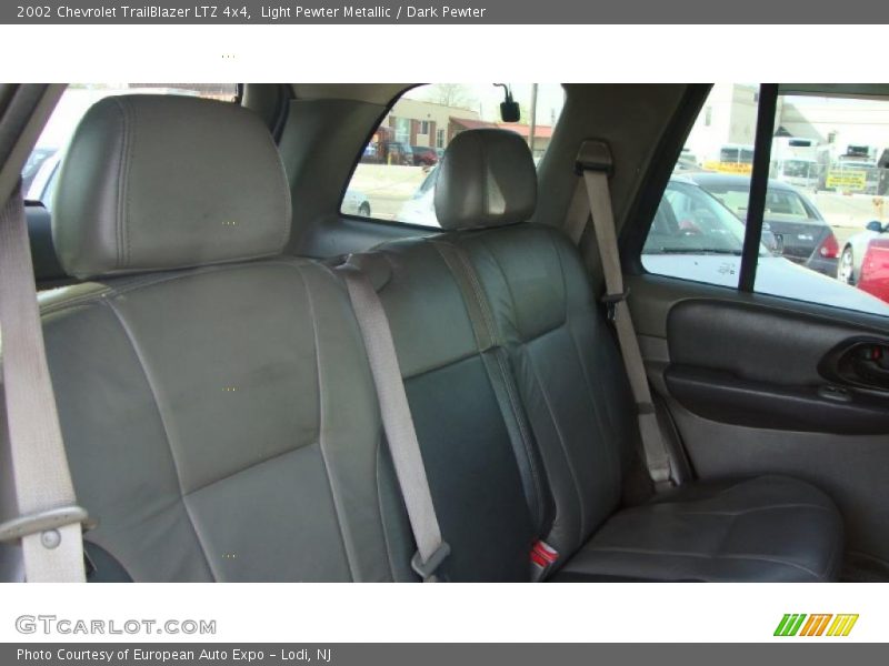 Light Pewter Metallic / Dark Pewter 2002 Chevrolet TrailBlazer LTZ 4x4
