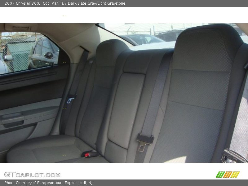 Cool Vanilla / Dark Slate Gray/Light Graystone 2007 Chrysler 300