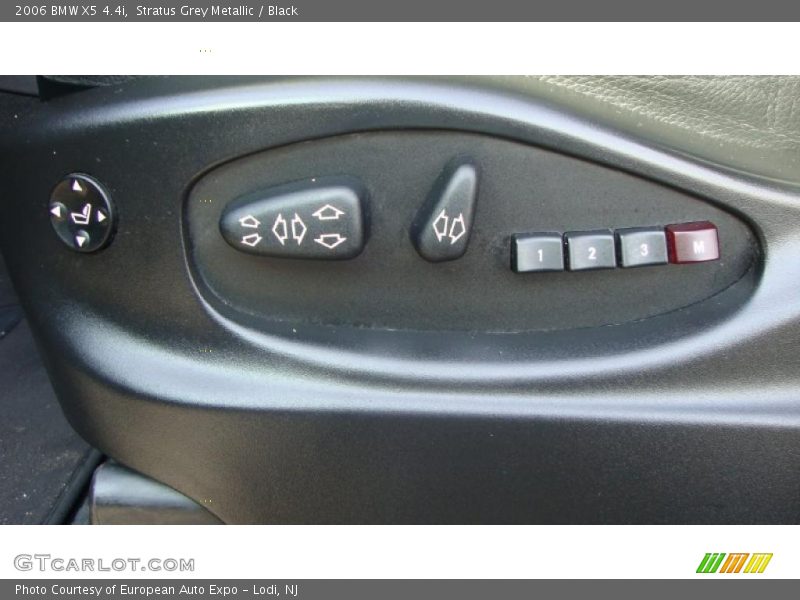 Stratus Grey Metallic / Black 2006 BMW X5 4.4i