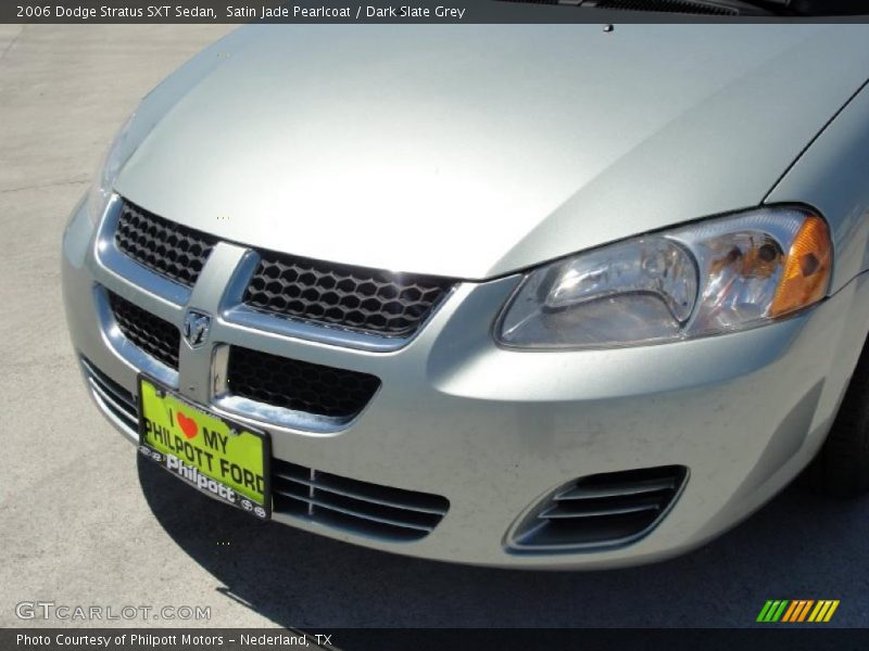 Satin Jade Pearlcoat / Dark Slate Grey 2006 Dodge Stratus SXT Sedan