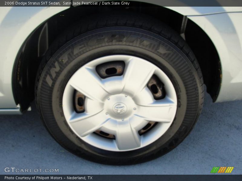 Satin Jade Pearlcoat / Dark Slate Grey 2006 Dodge Stratus SXT Sedan