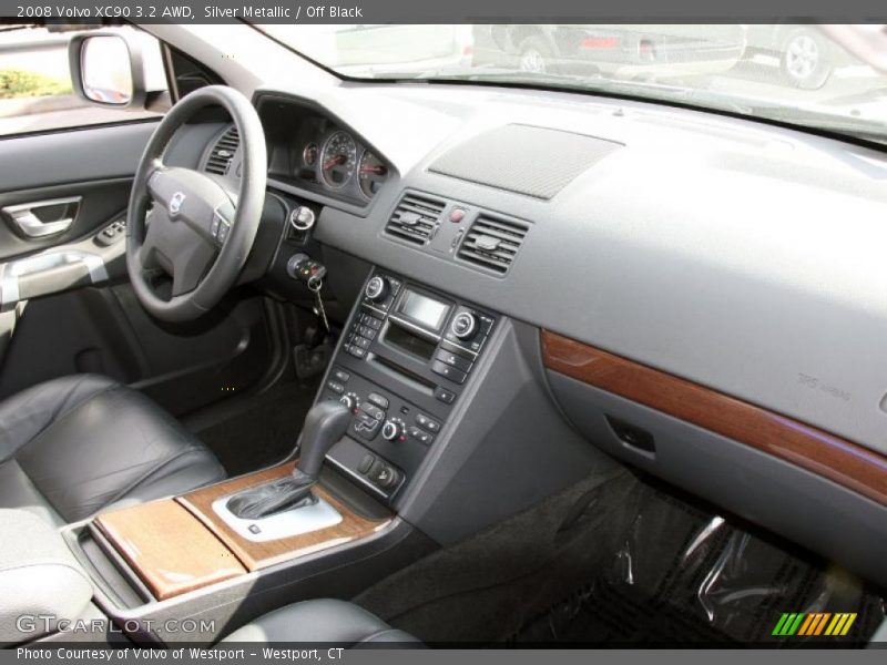 Silver Metallic / Off Black 2008 Volvo XC90 3.2 AWD