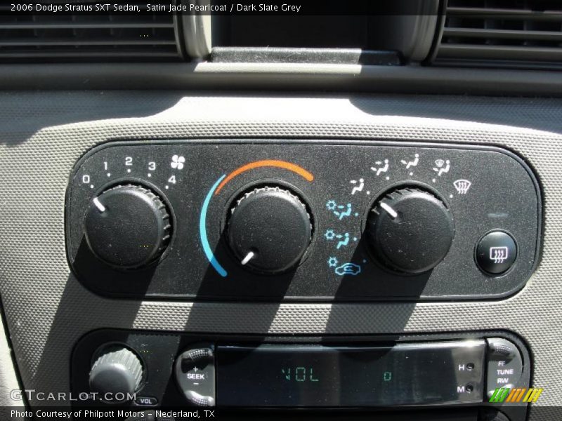 Satin Jade Pearlcoat / Dark Slate Grey 2006 Dodge Stratus SXT Sedan