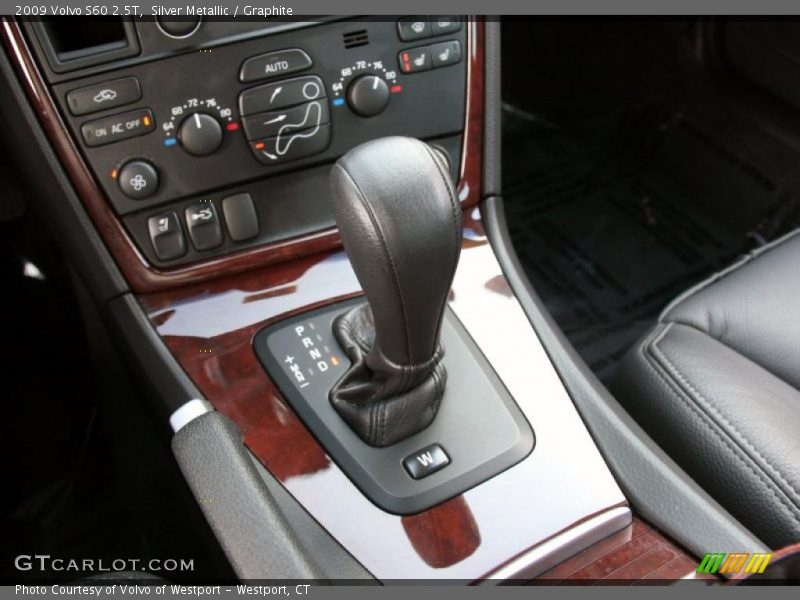 Silver Metallic / Graphite 2009 Volvo S60 2.5T