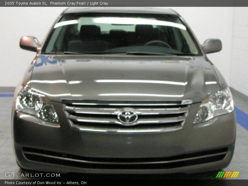 Phantom Gray Pearl / Light Gray 2005 Toyota Avalon XL