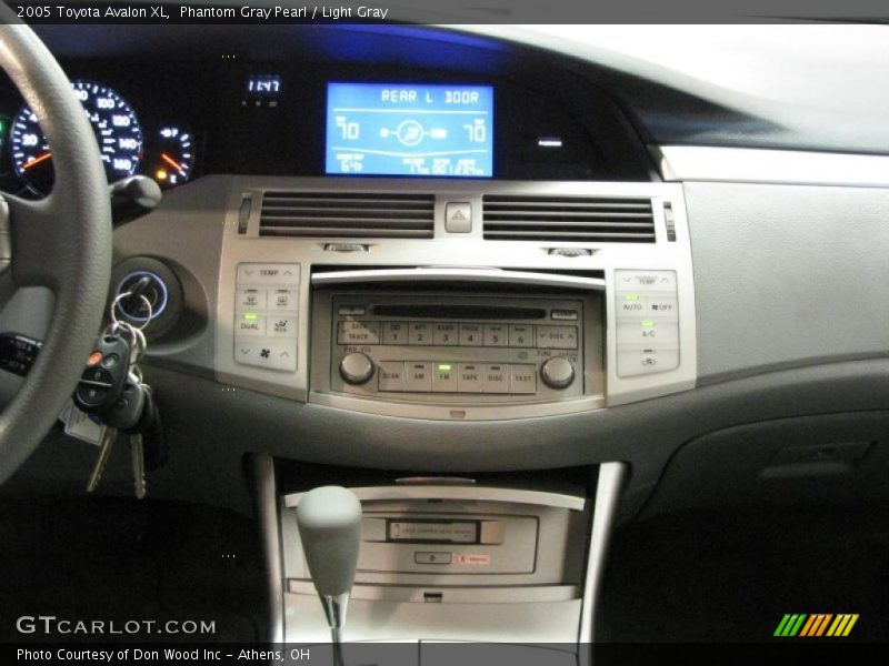 Phantom Gray Pearl / Light Gray 2005 Toyota Avalon XL
