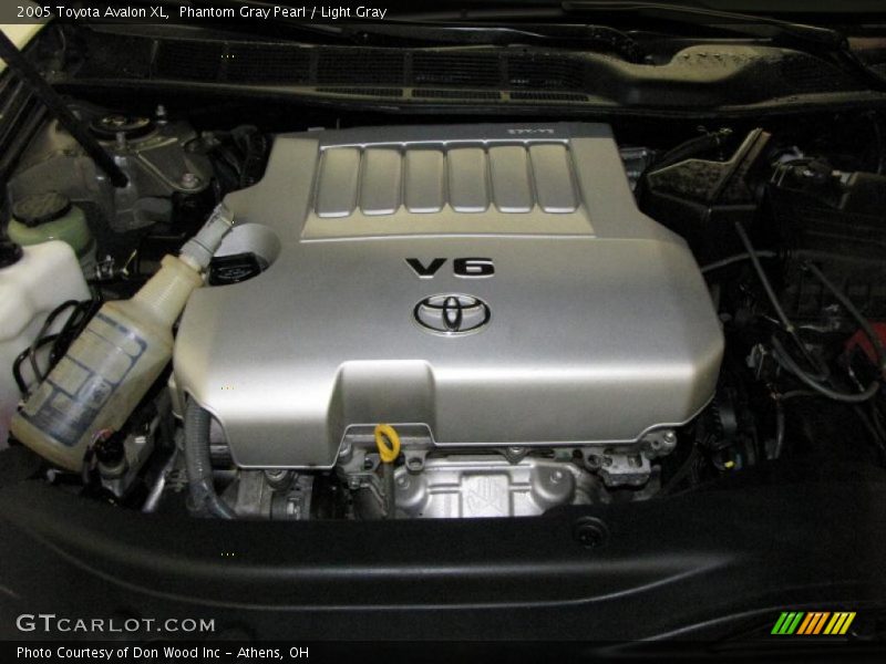 Phantom Gray Pearl / Light Gray 2005 Toyota Avalon XL