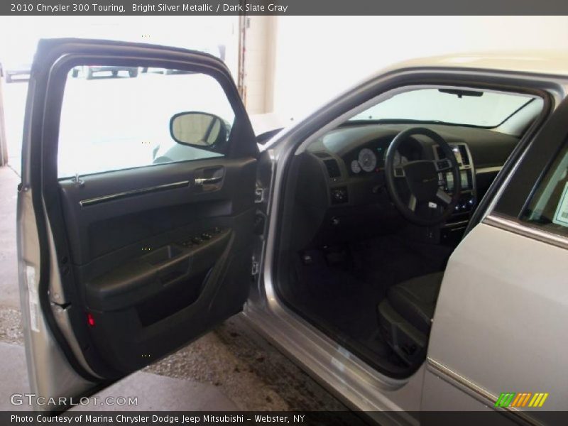 Bright Silver Metallic / Dark Slate Gray 2010 Chrysler 300 Touring